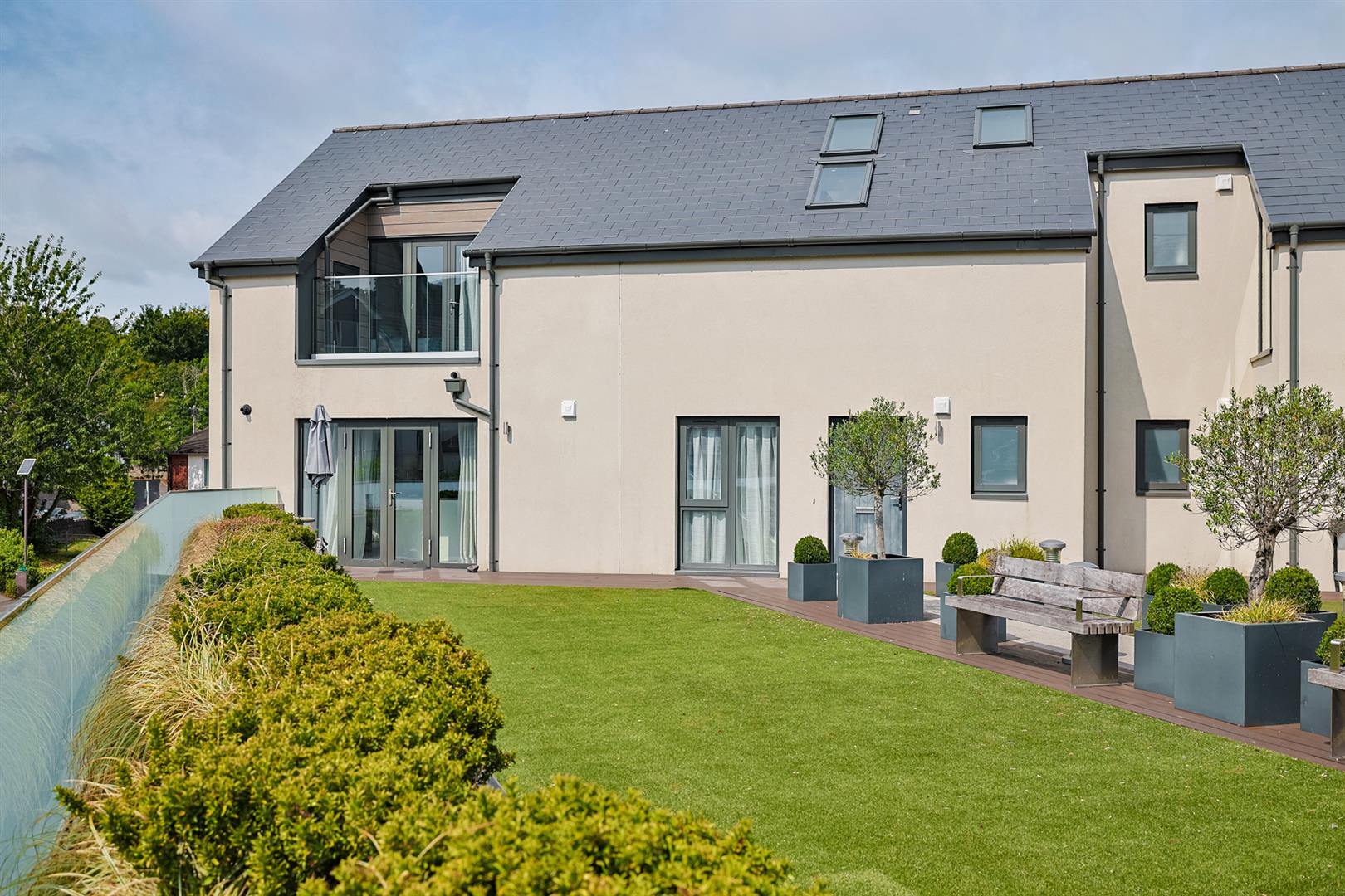 Apartment 6, Oyster Court, Newton Road, Mumbles, Swansea, SA3 4BD